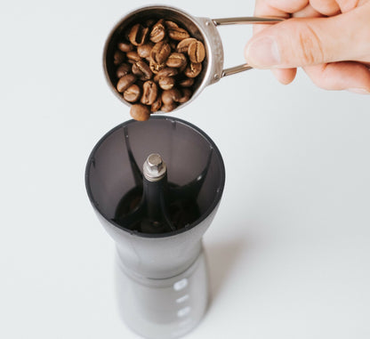 A Sargento Specialty Coffee Lisboa Moinho Mini-Slim Hario 3